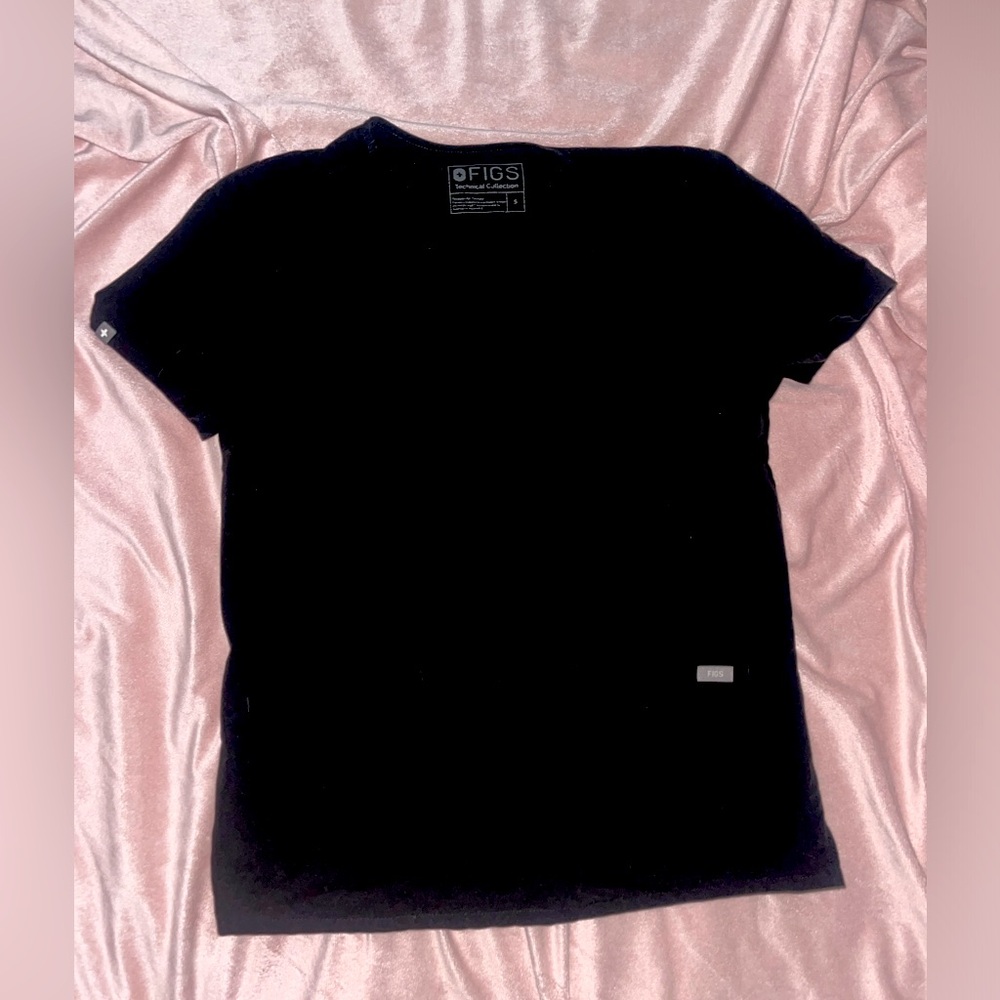 🖤 FIGS technical collection two pocket scrub top Black 🖤